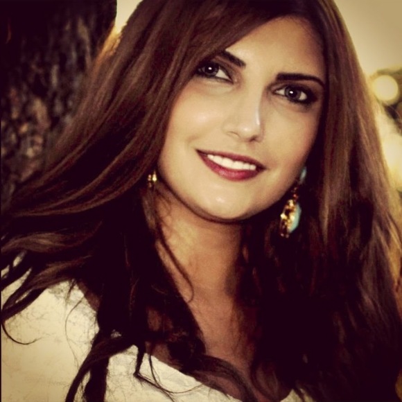 Meet your Posher, Paula - Picture 1 of 1